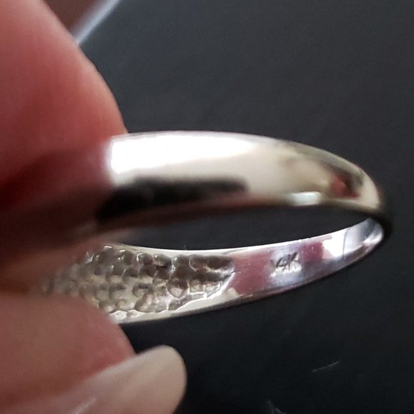 **SOLD**14k White Gold Ring Polished&Brushed w/3 Diamonds - Picture 4 of 8